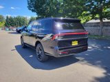 New 2025 Lincoln Navigator Reserve image 3