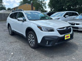 Used 2022 Subaru Outback Premium image 2