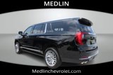 Used 2025 GMC Yukon XL Denali w/ Denali Reserve Package image 5