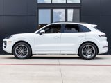 Certified 2025 Porsche Cayenne image 2