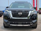 New 2025 Nissan Pathfinder SL image 2