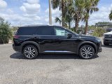 New 2025 Nissan Pathfinder Platinum w/ Cargo Package image 3