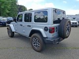 Used 2024 Jeep Wrangler Sahara image 4