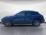 Certified 2024 Porsche Macan image 2