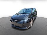 Used 2024 Chrysler Voyager LX image 3