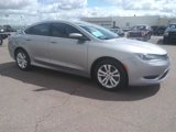 Used 2015 Chrysler 200 Limited w/ Convenience Group image 4