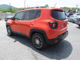 Used 2017 Jeep Renegade Latitude w/ Popular Equipment Group image 5