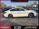 Used 2017 Nissan Altima 2.5 SV w/ Convenience Package image 3