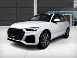 Used 2024 Audi Q5 e Prestige w/ Prestige Package image 3