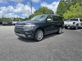 Used 2024 Ford Expedition Platinum image 3