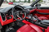 Used 2020 Porsche Cayenne image 3