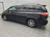 Used 2019 Toyota Sienna XLE Premium image 3