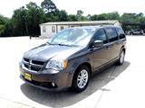 Used 2019 Dodge Grand Caravan SXT image 2