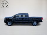 Used 2024 Nissan Titan SV w/ SV Convenience Package image 5