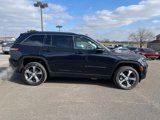 New 2024 Jeep Grand Cherokee Limited w/ Luxury Tech Group II image 4