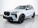 Used 2025 BMW X7 xDrive40i w/ M Sport Package image 3