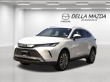 Used 2022 Toyota Venza XLE image 3