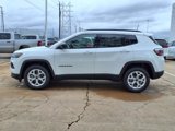 New 2025 Jeep Compass Latitude image 4