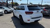 Used 2017 Jeep Grand Cherokee Altitude image 3
