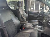 Used 2019 Dodge Grand Caravan SXT w/ Blacktop Package image 5