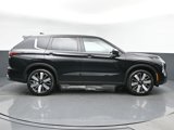 New 2025 Mitsubishi Outlander SE image 3
