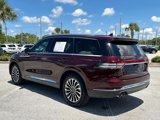 Used 2022 Lincoln Aviator Reserve w/ Equipment Group 201A image 6