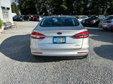 Used 2019 Ford Fusion SE image 4