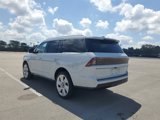 New 2025 Lincoln Navigator Reserve image 3