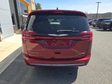 Used 2021 Chrysler Pacifica Touring-L image 5