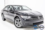 Used 2024 Volkswagen Jetta SE image 2