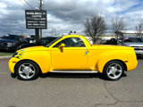 Used 2004 Chevrolet SSR w/ Preferred Equipment Group image 2