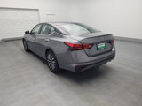 Used 2023 Nissan Altima 2.5 SV image 5