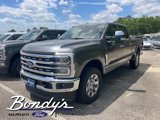 New 2025 Ford F250 4x4 Crew Cab Super Duty image 2