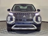 New 2025 Mitsubishi Outlander SE image 2