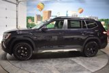 New 2025 Volkswagen Atlas Peak Edition SE image 4
