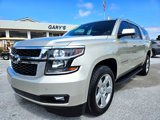 Used 2017 Chevrolet Suburban LT image 2