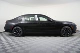 New 2026 BMW 750e xDrive image 2