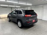 Used 2018 Jeep Cherokee Latitude Plus w/ Cold Weather Group image 4