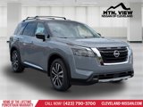 New 2025 Nissan Pathfinder Platinum image 3