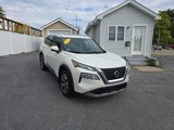Used 2021 Nissan Rogue SV image 3