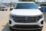 New 2026 Volkswagen Atlas SE image 2