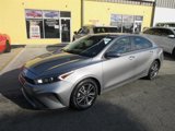 Used 2023 Kia Forte LXS image 3