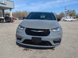 New 2025 Chrysler Pacifica Select image 2