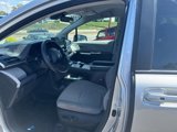 Used 2023 Toyota Sienna LE image 5