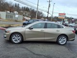Used 2022 Chevrolet Malibu LT image 2