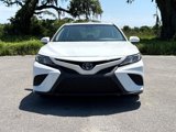 Used 2020 Toyota Camry SE image 2