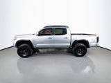 Used 2021 Toyota Tacoma TRD Off-Road w/ Technology Package image 2