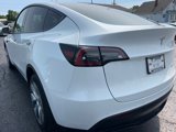 Used 2022 Tesla Model Y Long Range image 5