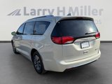 Certified 2020 Chrysler Pacifica Limited w/ Advanced Safetytec Group image 3