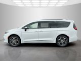 New 2025 Chrysler Pacifica Pinnacle image 2